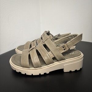Clarks Women's Coast Shine Flat Sandal Size 7 Ultimate Comfort Collection Sand‎